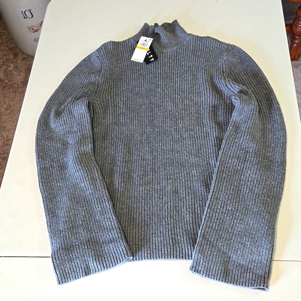 Royalty by Maluma mens gray sweater, size small, NWT
